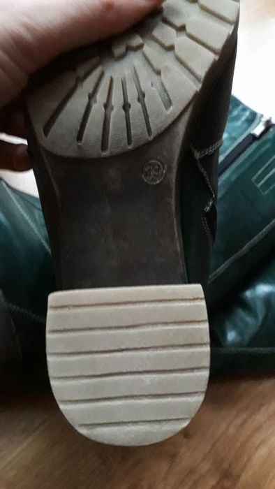 Стильні високі ботінки ,і жіночі