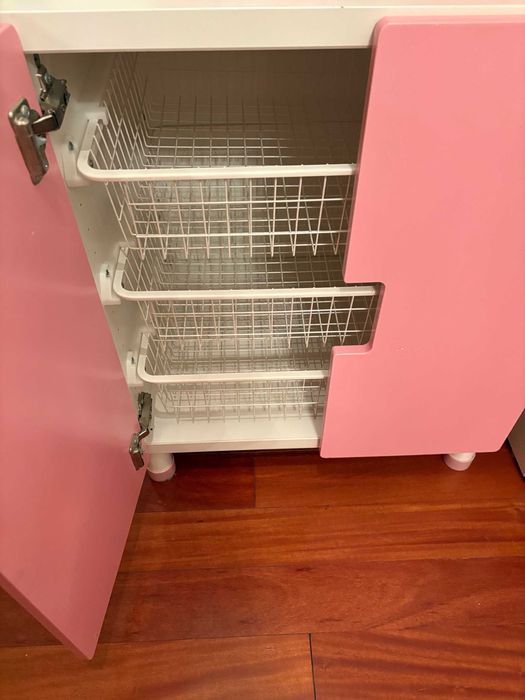 Móvel arrumação brinquedos para quarto criança