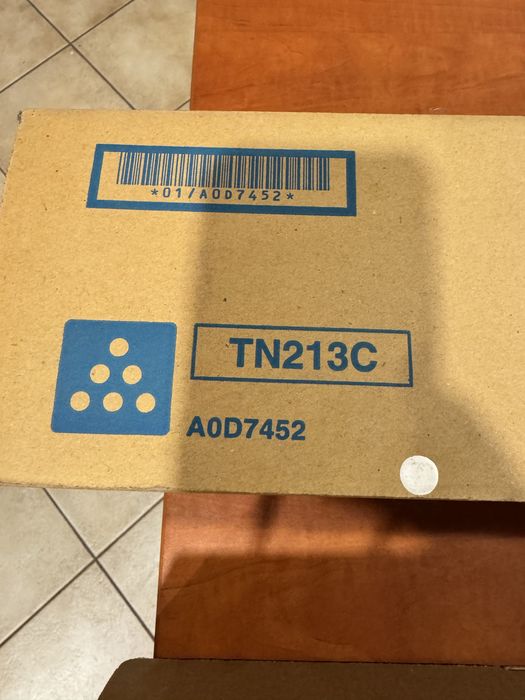 Toner TN213C niebieski