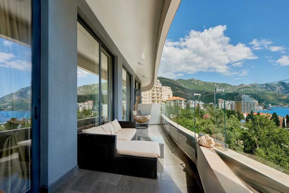 Продаж квартири Чорногорія Будва можливий розрахунок в Україні