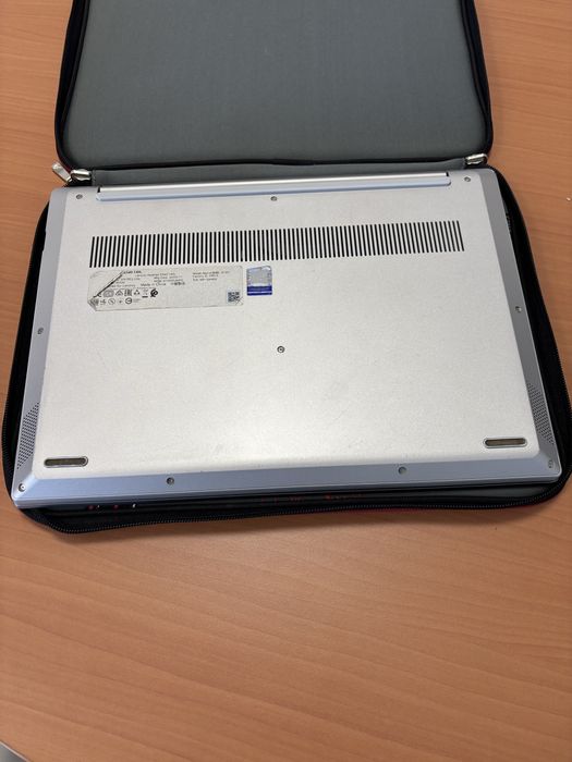 Lenovo Ideapad 14"  Intel Core I7
