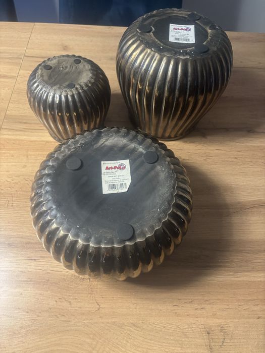 Oslonki zlote ceramiczne. 3 sztuki