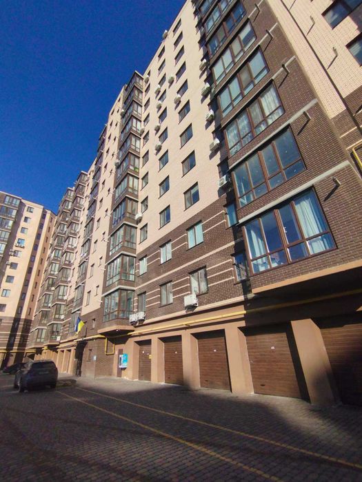 Продам 1 к квартиру на вул.Олега Антонова 1082