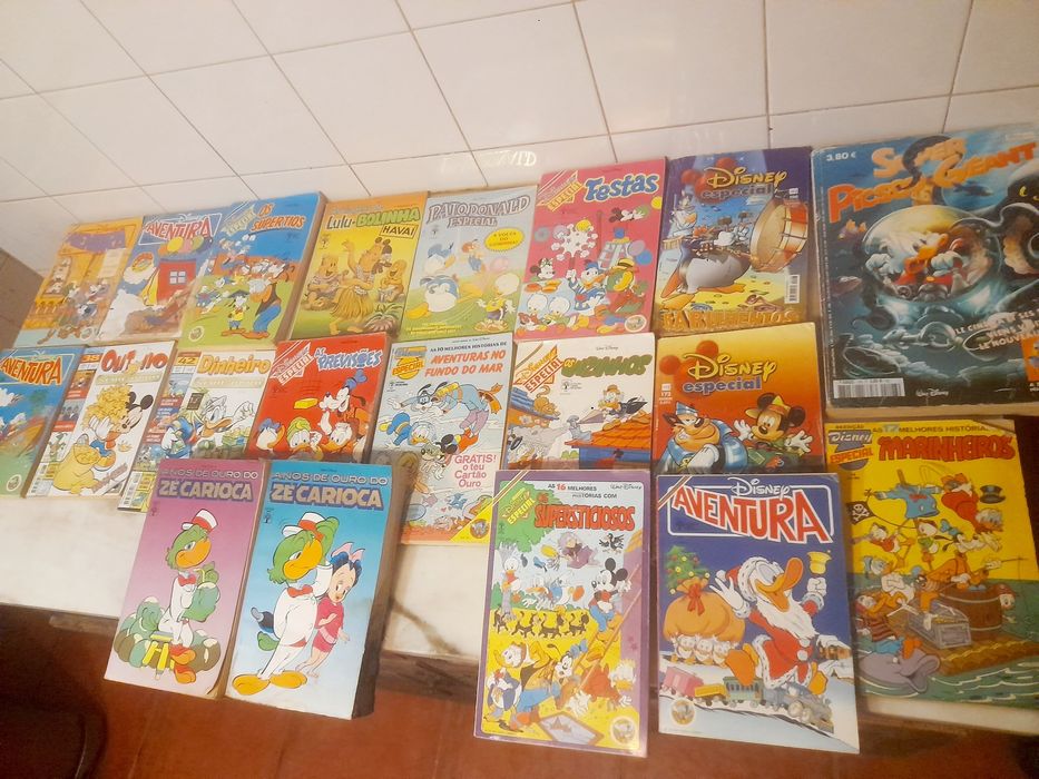 Conjunto de 20 Livros de Banda Desenhada Disney Diversos