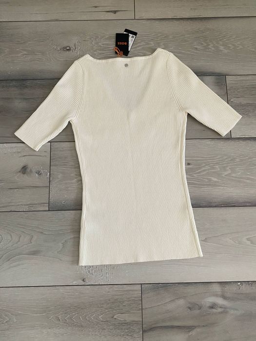 BOSS sweter damski r S beżowy