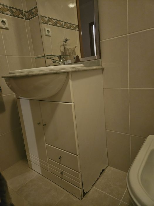 Movel com lavatório + espelho casa de banho