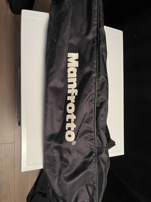 Profesjonalny statyw do kamery video Manfrotto model 190D