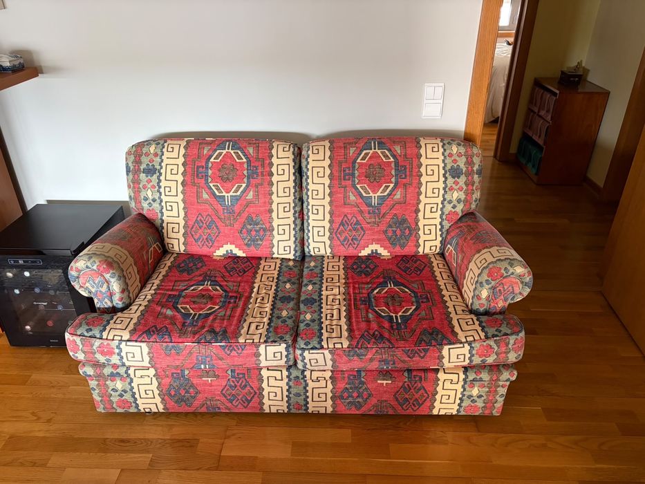 Sofa com cama incluida