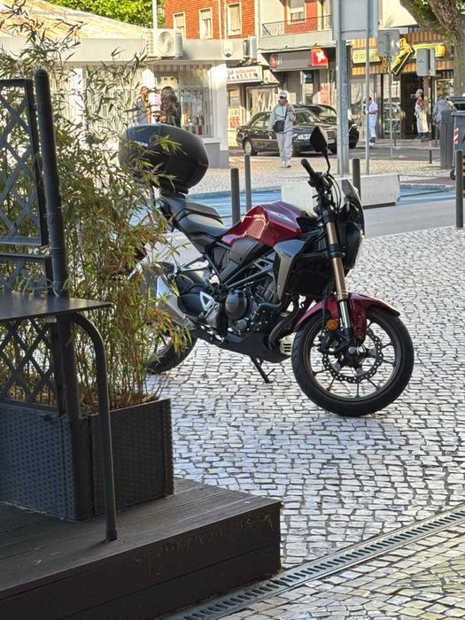 Honda CB300R 2023 - 8046Kms