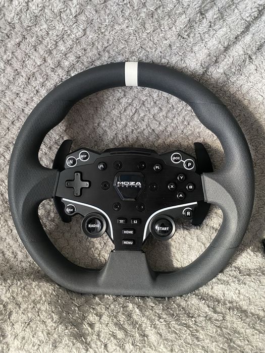 MOZA r3 Racing bundle + es formula wheel mod