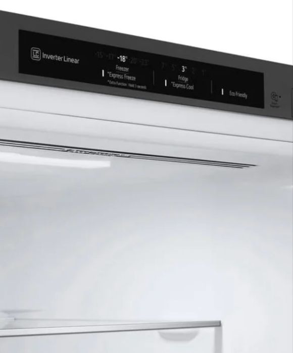 Frigorífico Combinado LG GBB71PZVCN (No Frost - 186 cm - 341 L - Cinzento)