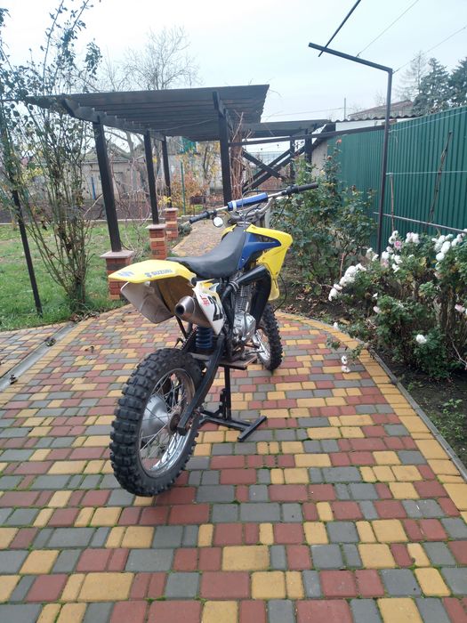 Кроссовый мотоцикл