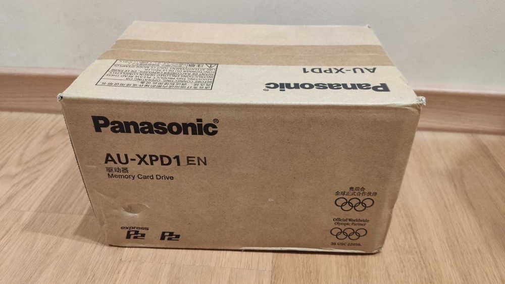 Panasonic AU-XPD1E. P2 Memory Card Drive, P2 card reader/writer.