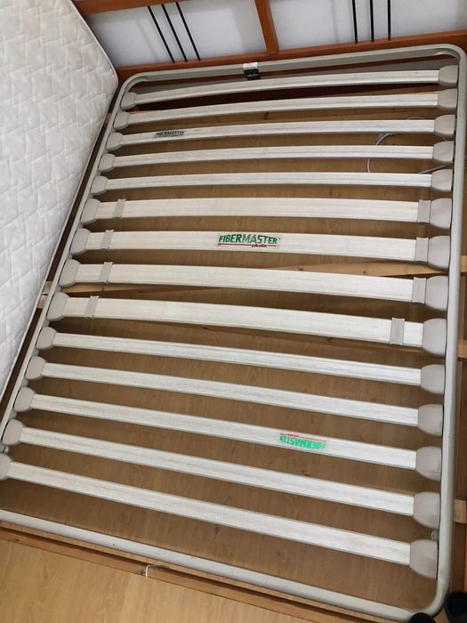 Cama de Casal – Madeira Maciça + ESTRADO Robusto de Fibra