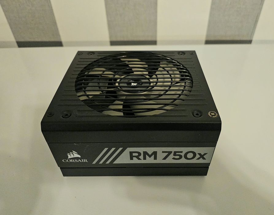 Zasilacz CORSAIR RM750X 750W 80+GOLD MODULARNY / Darmowa dostawa!