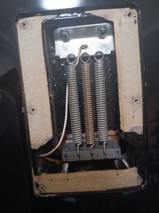 Электрогитара Ample HEV633 BK + ремінь