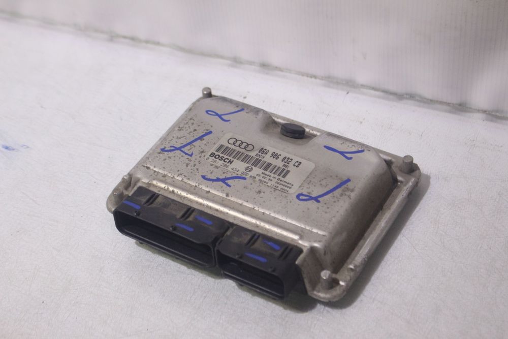 KOMPUTER SILNIKA AUDI A3 8L 1.8 T 06A906032CB
