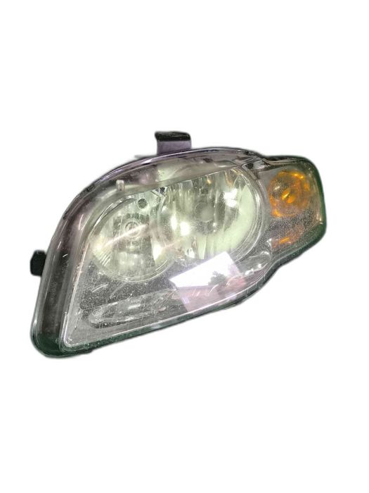 Ótica / Farol Esquerdo AUDI A4 B7 Avant 8E0941003AJ (OEM) | 0301219201 (OEM)