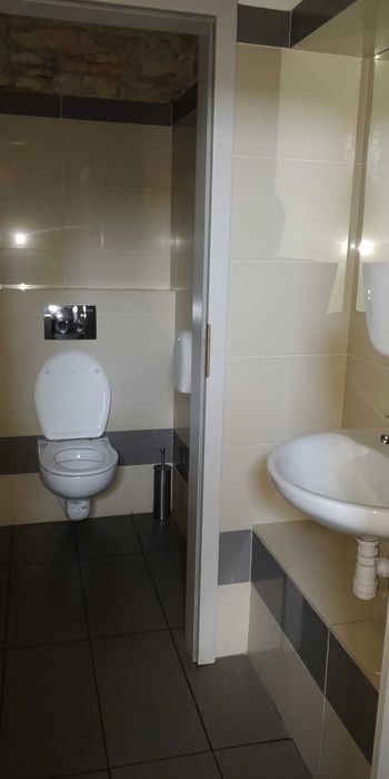 Mam do wynajęcia lokal usługowo- handlowy