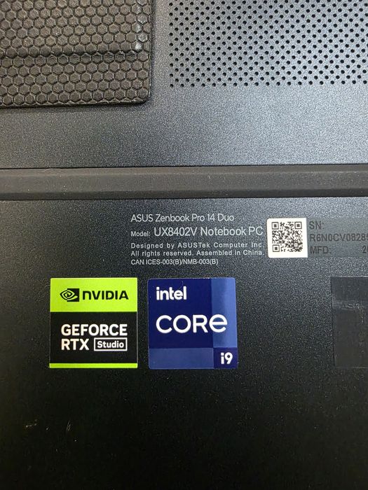 ASUS Zenbook Pro 14 Duo OLED (UX8402V) i9 / RTX – Para Peças ou Reparação