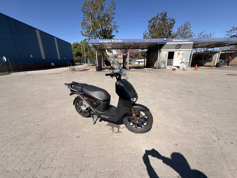 Super Soco CPX (Equiv. 125cc) – 2 Baterias