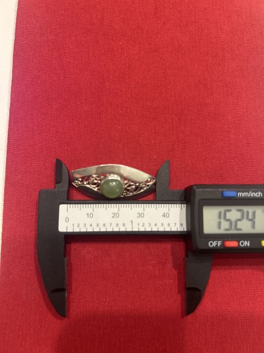 Katalogowa broszka Warmetu