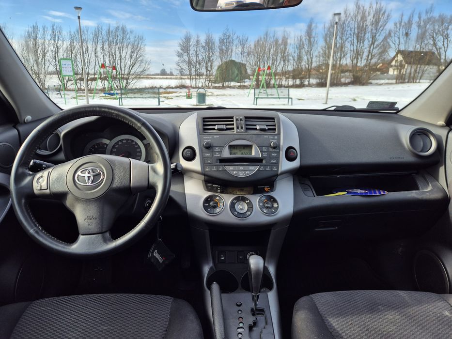 Toyota RAV4 4x4 benzyna automat