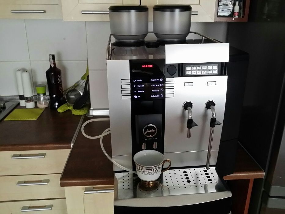 Ekspres Jura X9 17 tyś kaw 6 miesięcy gwarancji