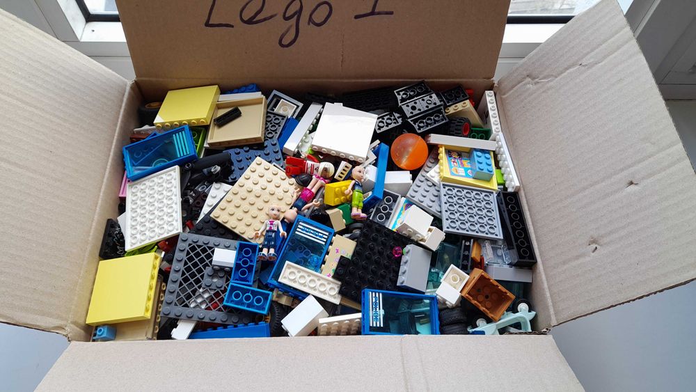 3 конструктора LEGO в 2-х коробках