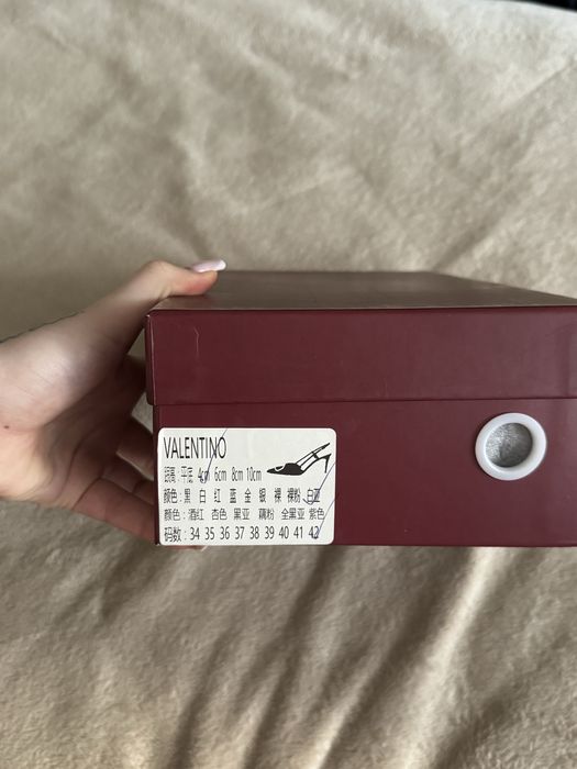 Туфлі від Valentino
