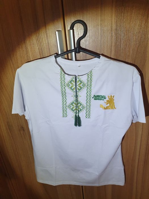 Футболка  белая новая