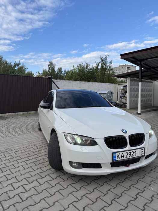 Продам Bmw E92 2,0 бензин