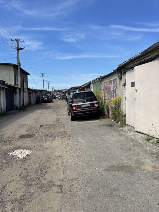 Продаж гаражу в кооперативі Самокат, вул. Кульпарківська, ціна 9000$