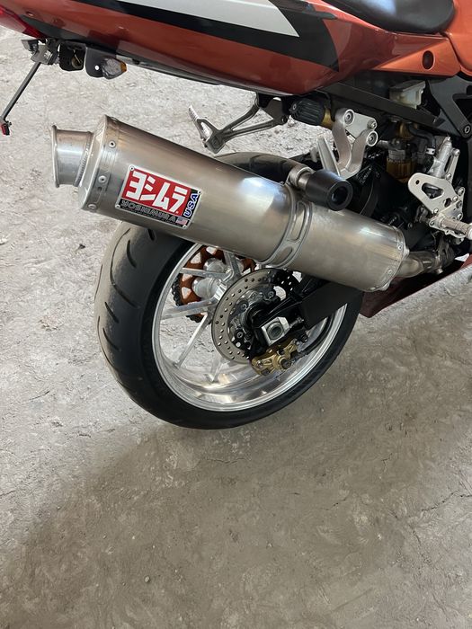 Японський мотоцикл suzuki GSXR 1000 з Японії розмитнений оригінальний пробіг!