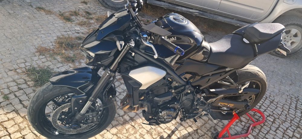Kawasaki z900 2025