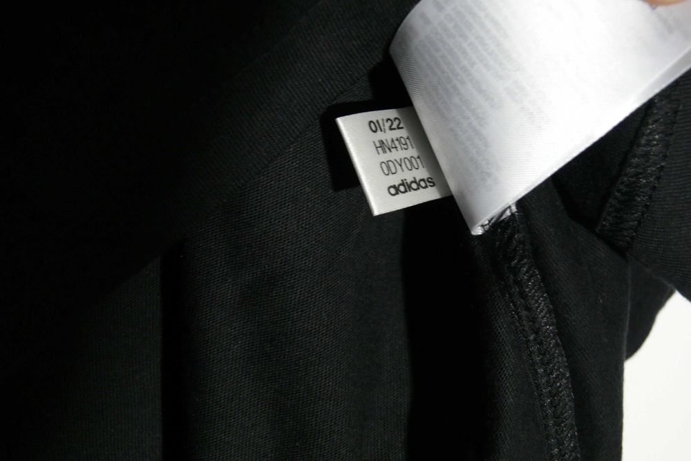 Tshirt Preta Desportiva Adidas