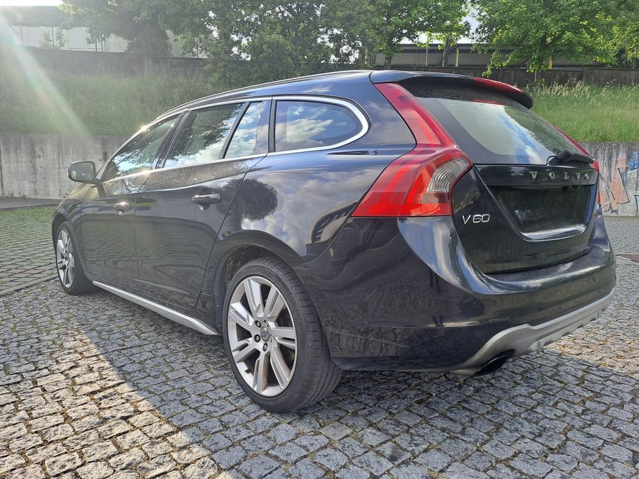 Volvo V60 2.0 D3 Summum