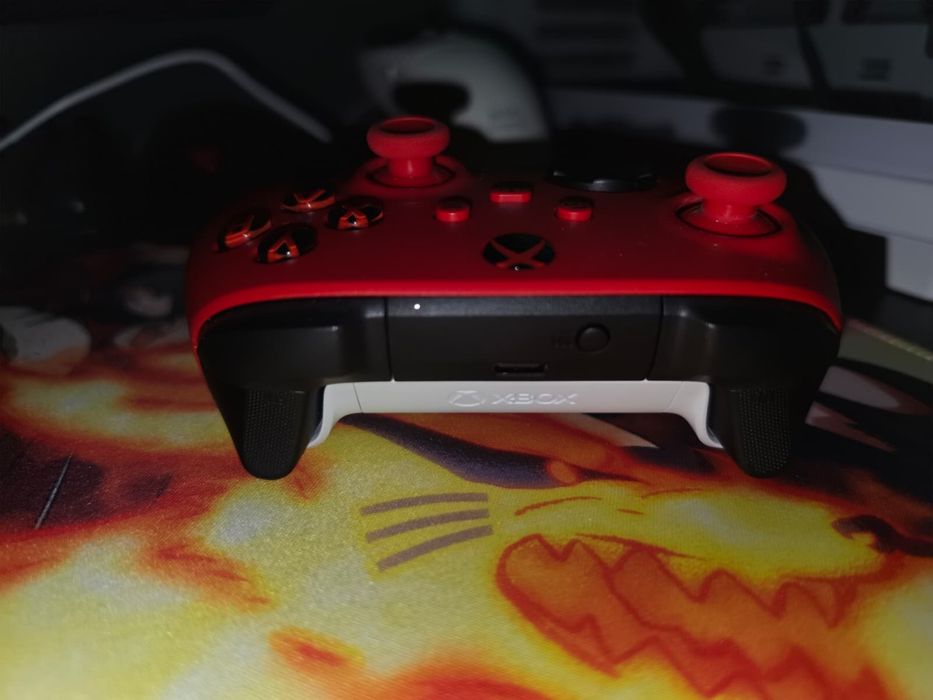 Comando Xbox series x Red Pulse