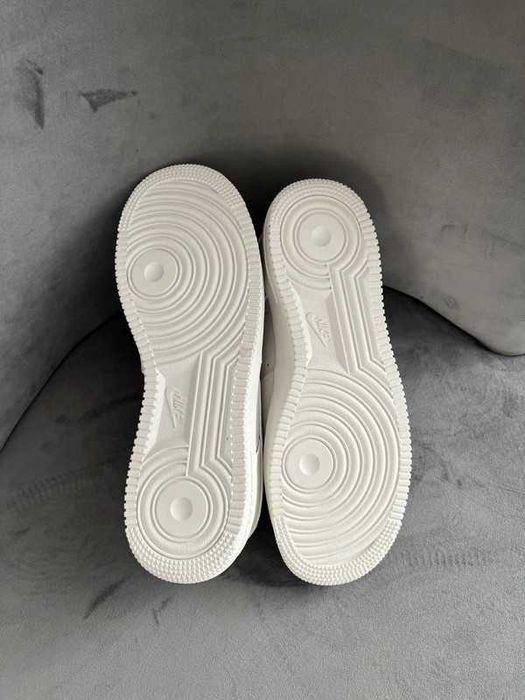 Nike, damskie białe trampki, rozmiar 41