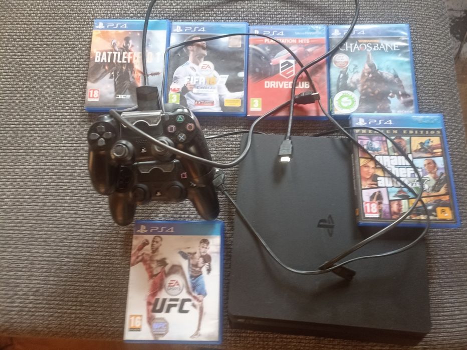Sony PlayStation 4
