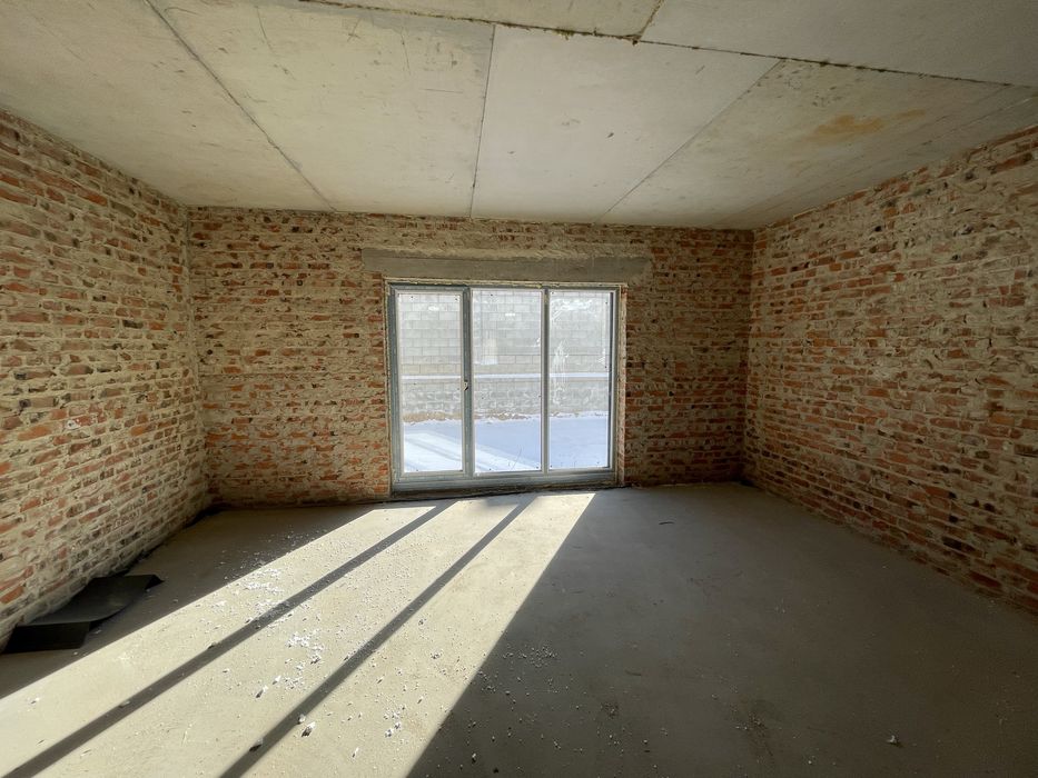 Котедж 117 кв.м з власною ділянкою