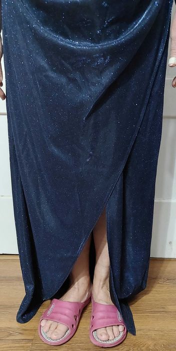 Elegancka Suknia Wyszczuplająca r.46