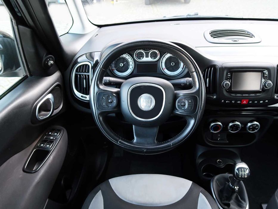Fiat 500 L 1.3 Mjet Pop Star Nacional. o maior espaço a diesel para o preço