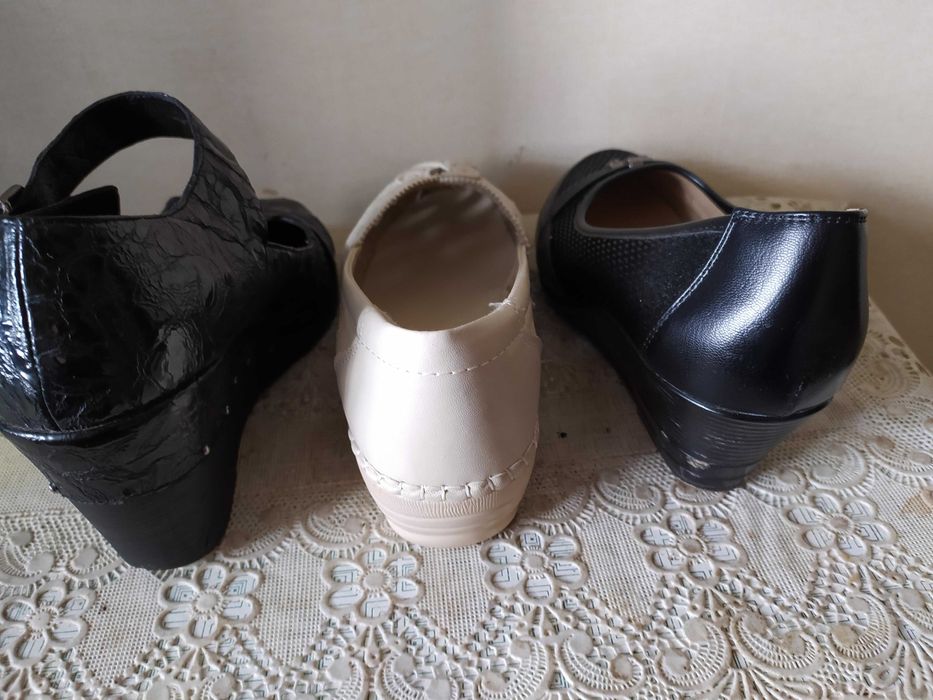 Очаровательные босоножки 37 размера и туфли 38 размера