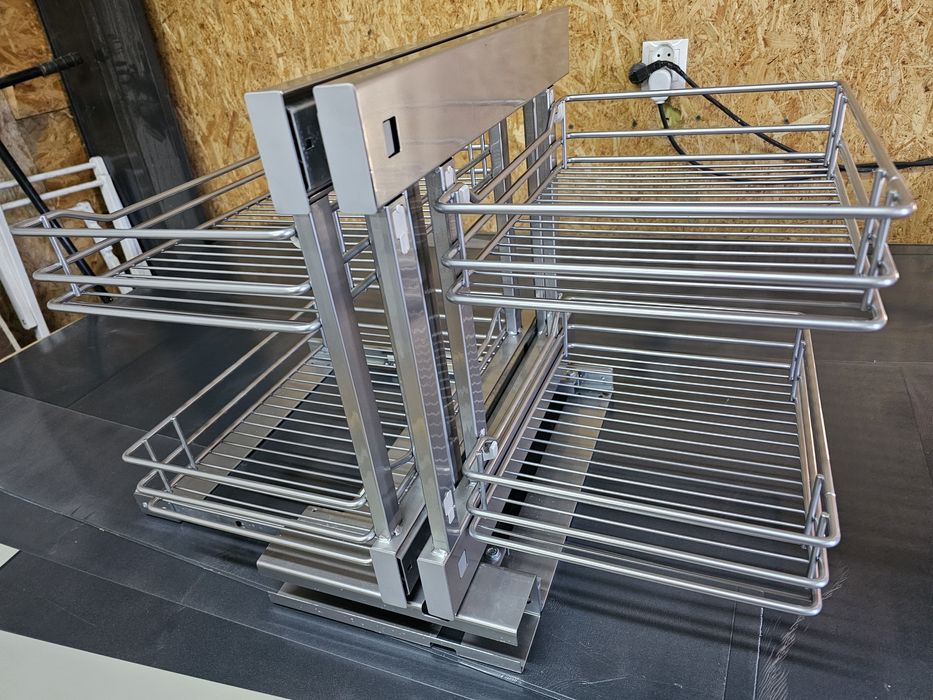 Kosz kargo lewy wysuwny