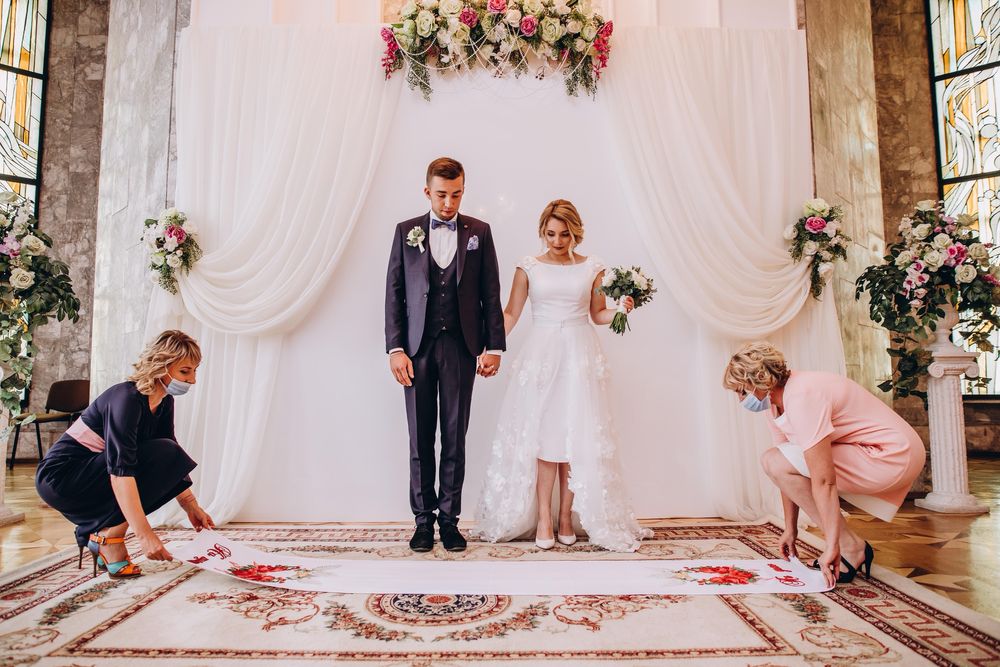 Сукня на розпис, вінчання