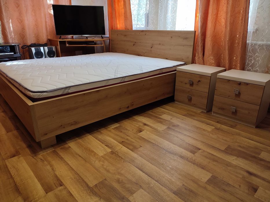 Кровать двуспальная с тумбочками: 14 500 грн. - Меблі для спальні ...
