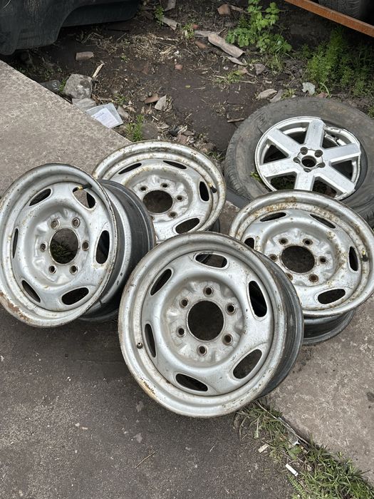 Продам диски р15  6*139.7