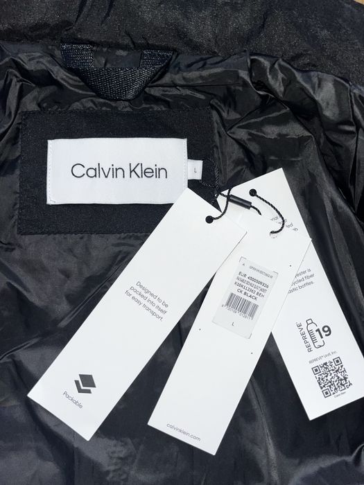Продам куртку Calvin Klein