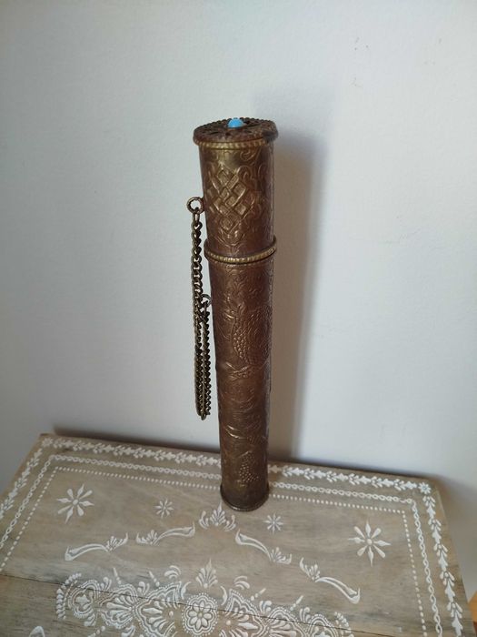 Antigo Tubo Porta Documentos, latão trabalhado